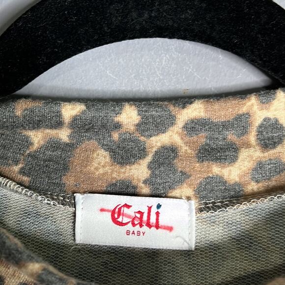 Cali Brown and Black Leopard Print Cropped Top With Mock Turtleneck Size XL - Picture 2 of 8